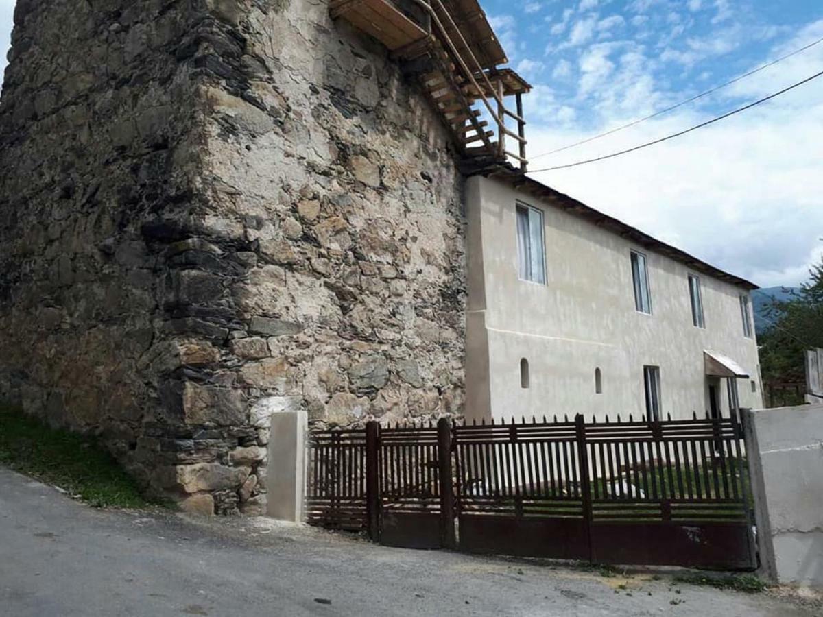 Guesthaus King Seti Mestia Exterior foto